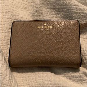 Kate spade taupe wallet
